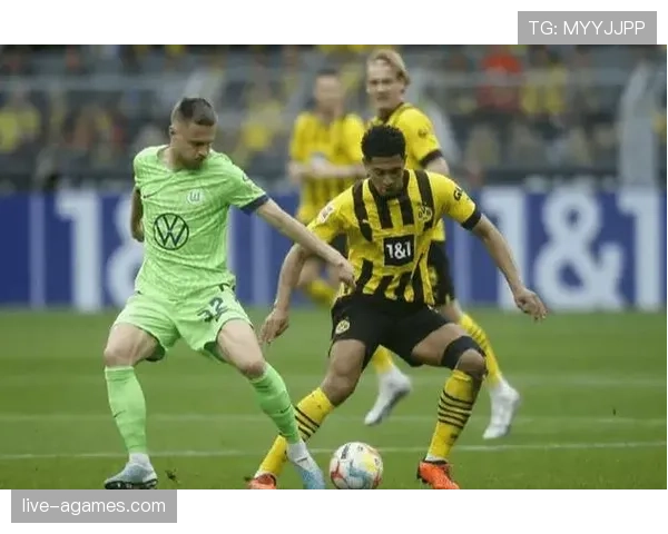 多特蒙德攻防转换彻底乱了，问题根本不在进攻！